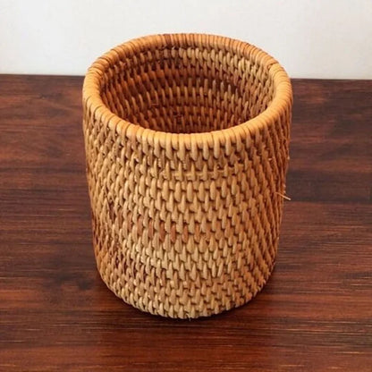 Cesta rústica de ratán para guardar cubiertos y utensilios 
